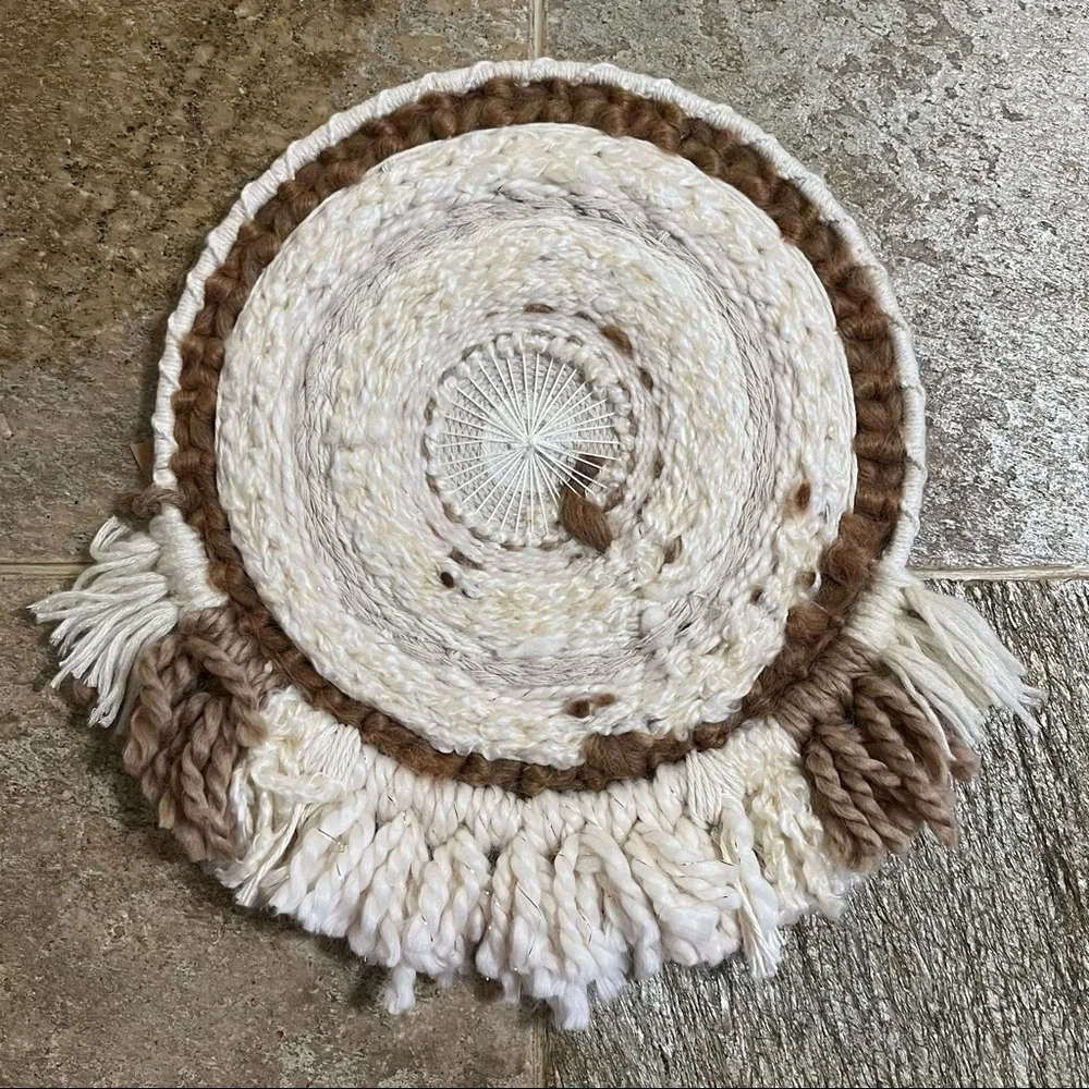 Bohemian Macrame Tassel Fringe Mixed Fiber Wall Ivory Tan Hanging Art Decor